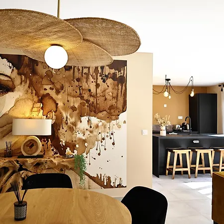 Casa Corsa - T4 De Standing Avec Grande Terrasse Et Jardin - Classe 4 Etoiles * Bonifacio (Corsica)