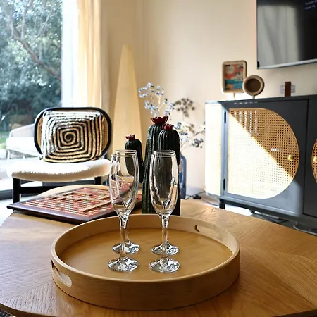 Casa Corsa - T4 De Standing Avec Grande Terrasse Et Jardin - Classe 4 Etoiles Semesterbostad Bonifacio (Corsica)