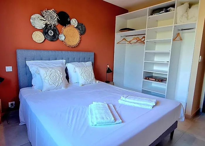 Casa Corsa - T4 De Standing Avec Grande Terrasse Et Jardin - Classe 4 Etoiles Ferienhaus *